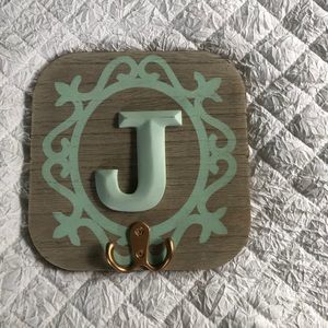 letter J wall decoration